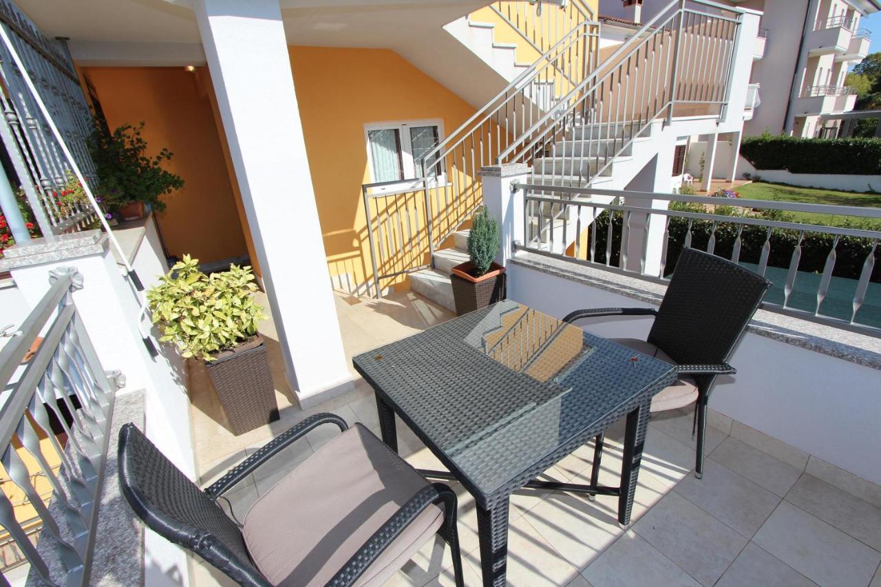 Apartments Malvina Rovinj Exterior foto